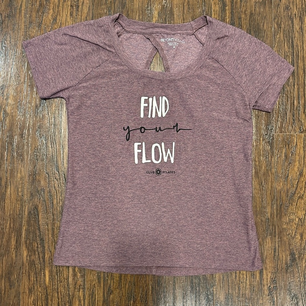 Beyond Yoga x Club Pilates Keyhole Back Tee XS